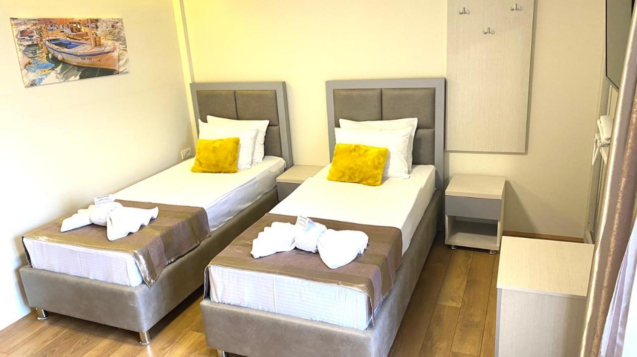 Hotel Olimpija Plus Herceg Novi Ngoại thất bức ảnh
