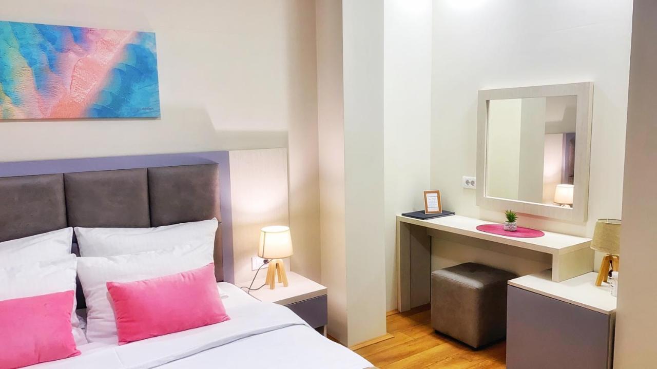 Hotel Olimpija Plus Herceg Novi Ngoại thất bức ảnh