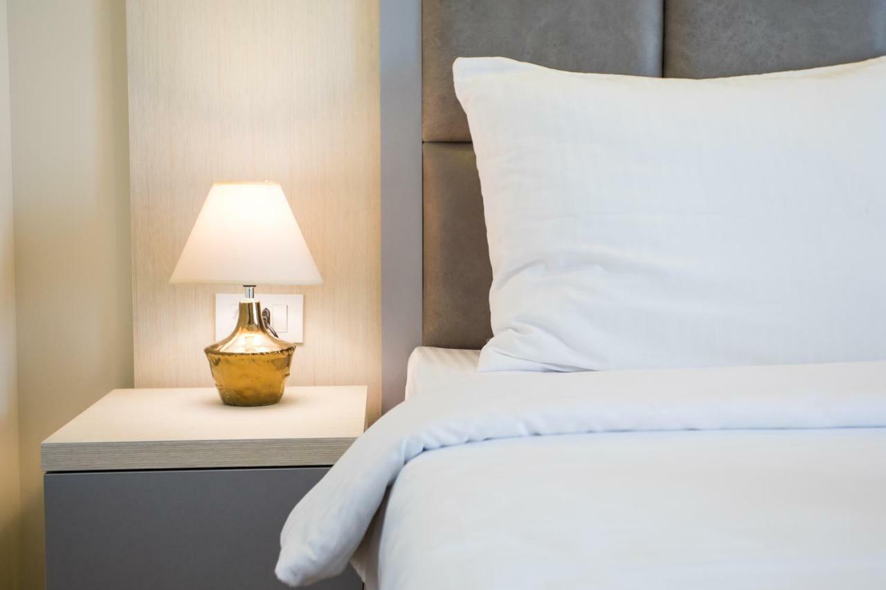 Hotel Olimpija Plus Herceg Novi Ngoại thất bức ảnh