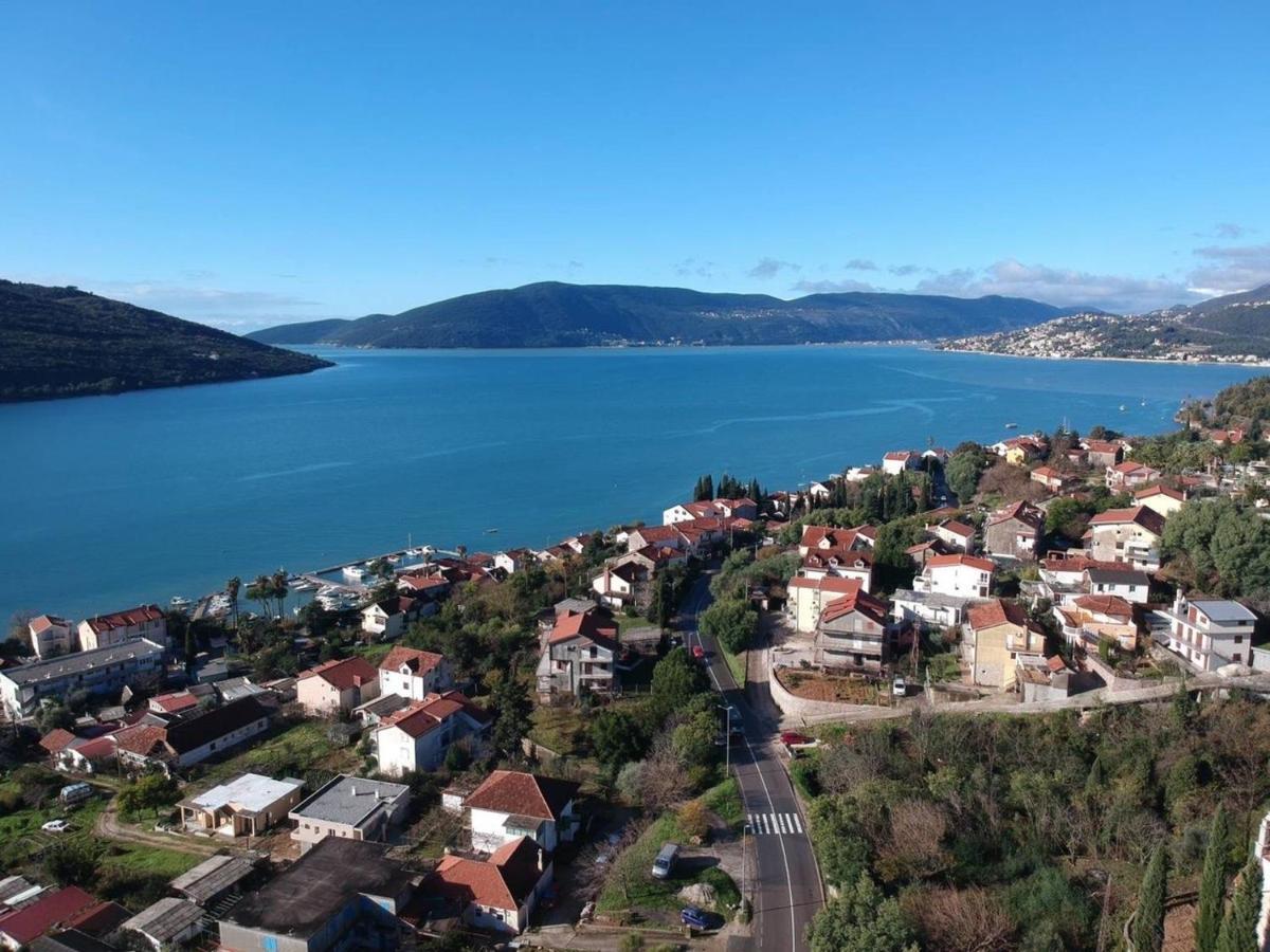 Hotel Olimpija Plus Herceg Novi Ngoại thất bức ảnh